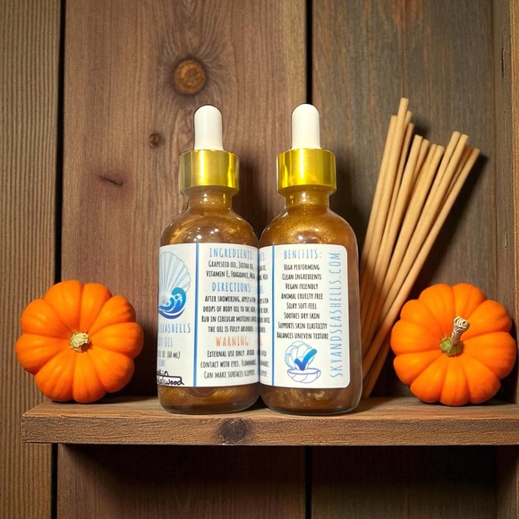 Hand Crafted “Pumpkin Sandalwood” Scented Body Oil by Sky & Seashells Skincare - Picture 3 of 3